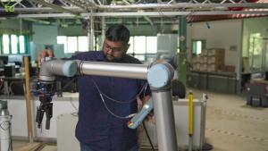 TU Dortmund Ingenieur*in werden Roboterarm